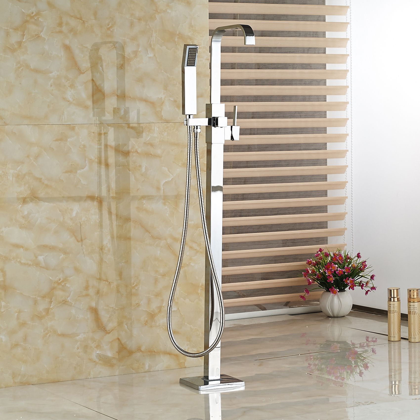 Großhandel Großhandel Und Einzelhandel Badezimmer Badewanne Wasserhahn Freistehende Bodenmontierte Quadratische Dusche Mischbatterie Badewanne Großhandel Großhandel Und Einzelhandel Badezimmer Badewanne Wasserhahn Freistehende Bodenmontierte Quadratische Dusche Mischbatterie Badewanne