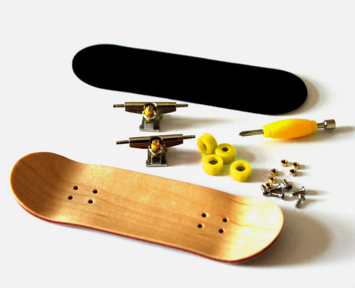 diy finger skateboard
