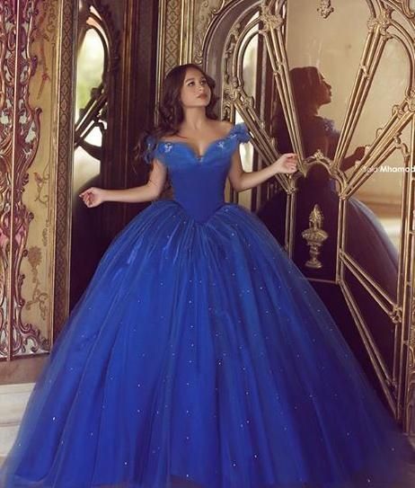 2019 Cinderella quinceañera vestidos azul fuera del bola del hombro vestido  hinchado tul vestido de baile