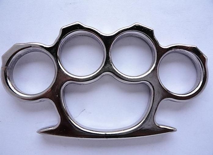 knuckle buckle
