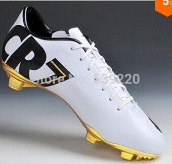 ronaldo new studs