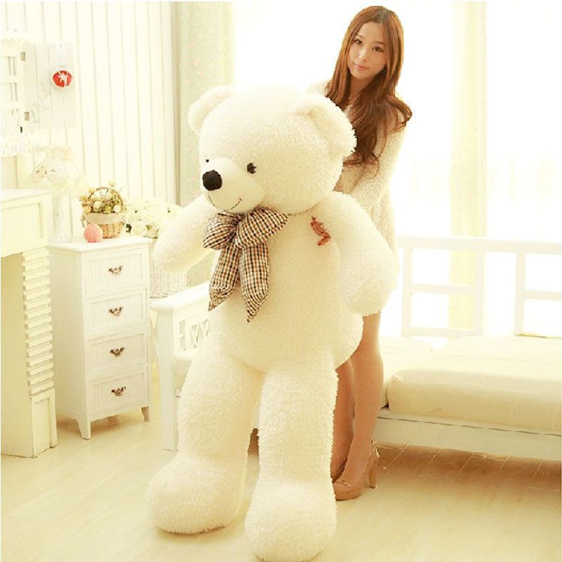huge teddy bear