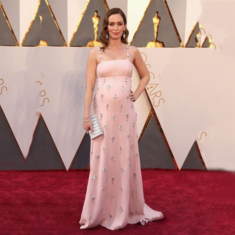 elegant maternity clothes