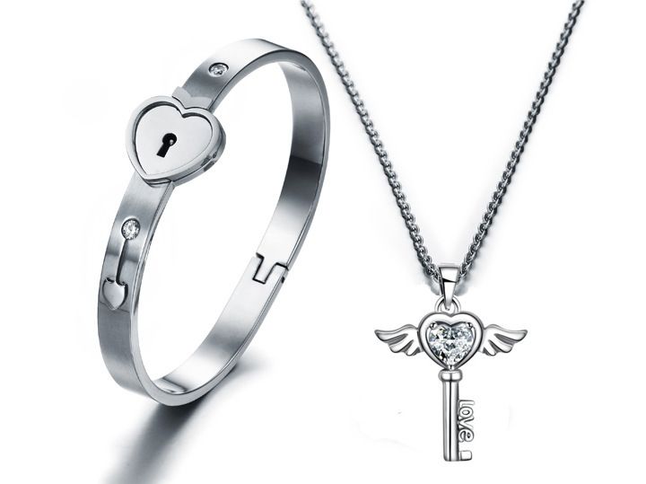 couple bracelet with lock and key