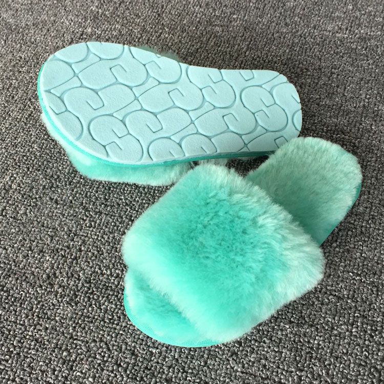 kids fluffy slippers