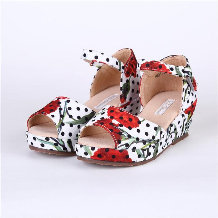 ladies pretty sandals