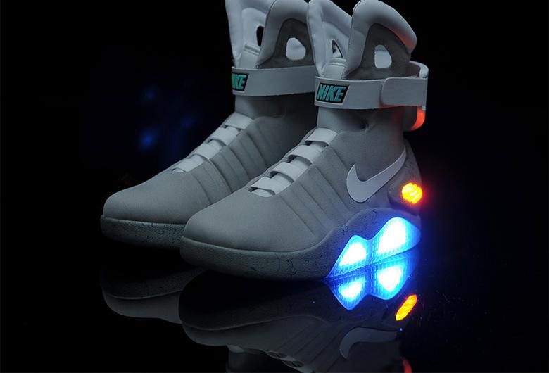 scarpe led nike