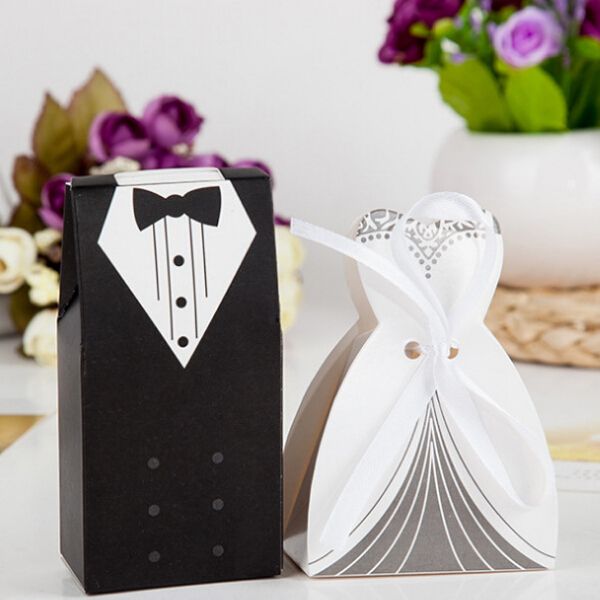 100pcs Fête de Mariage Collier Groom Tuxedo et Robe de mariée Bonbons Boîte Cadeau Avec Ruban