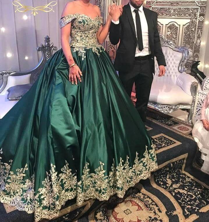 Turquesa 2018 de color verde oscuro fuera del hombro vestidos de quinceañera de encaje apliques de Turquesa 2018 de color verde oscuro fuera del hombro vestidos de quinceañera de encaje apliques de