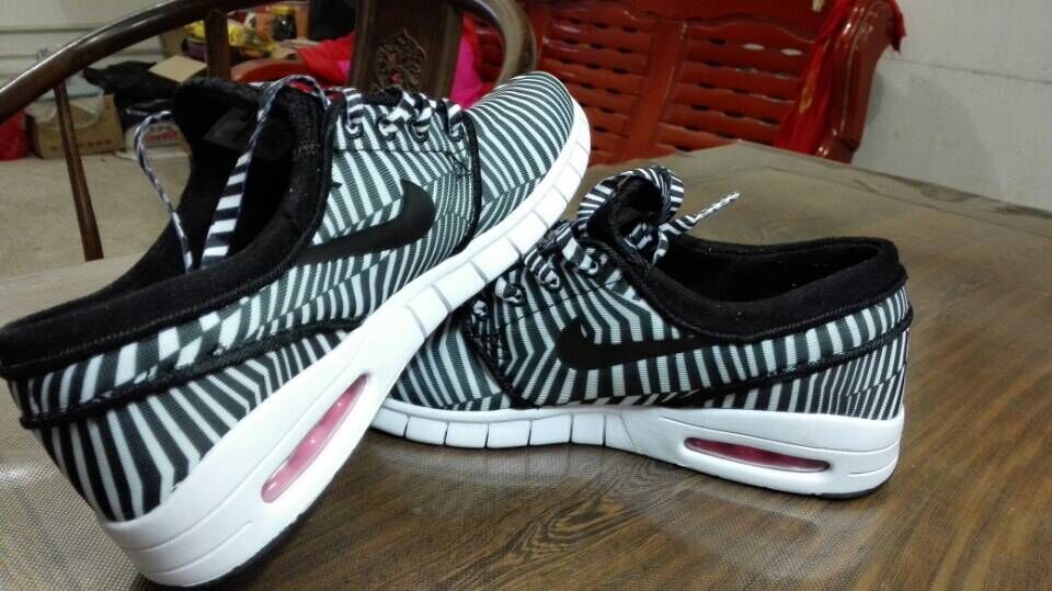 nike stefan janoski zebra