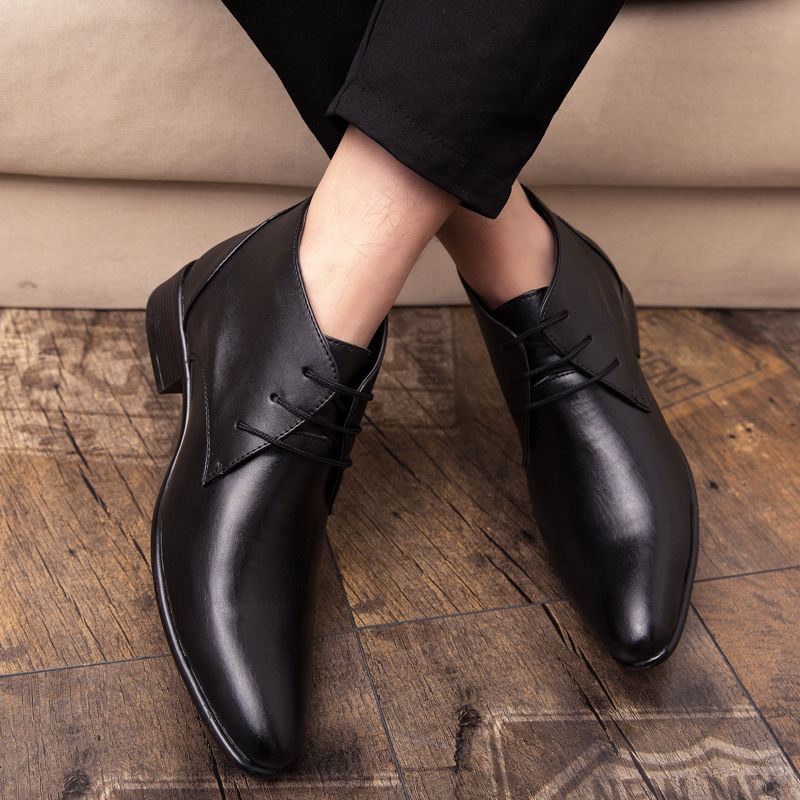 casual platform sneakers