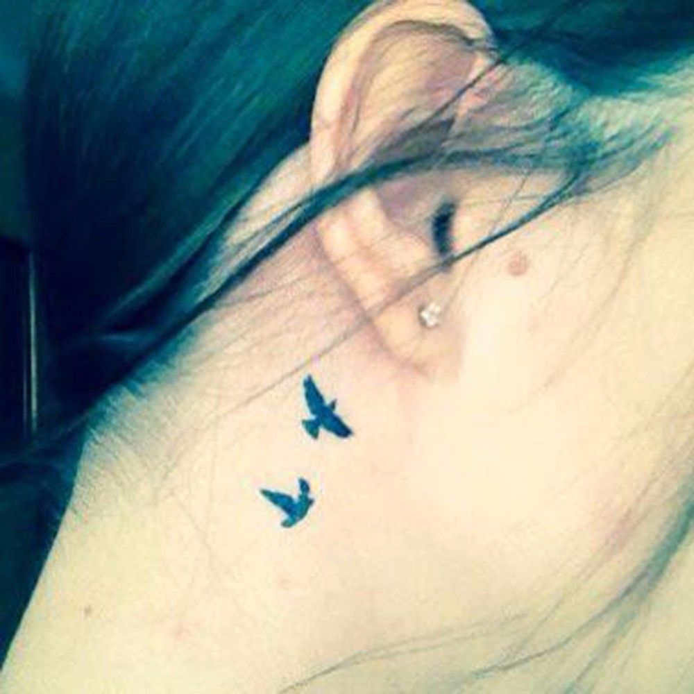 Acheter Tomtosh Nouveau Chaud Femmes Sexy Doigt Du Poignet Flash Faux Autocollants De Tatouage Liberté Petits Oiseaux Mouche Conception Imperméable à