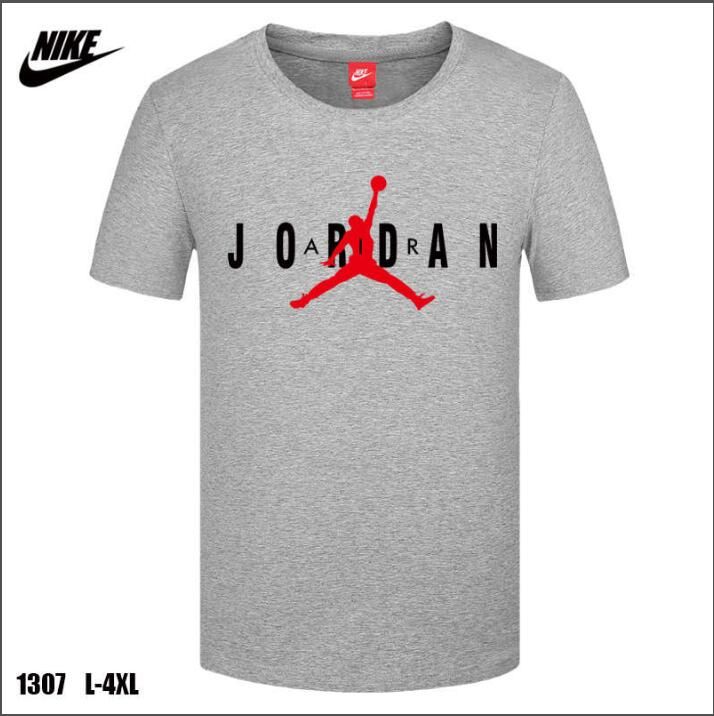 nike t shirt athletic cut