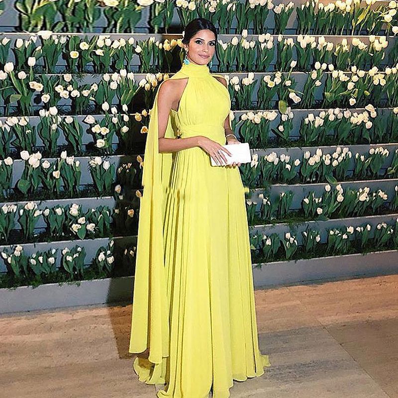 Compra Chifón Con Pliegues Vestidos De Noche De Cuello Alto Dubai Arabic  Cape Mangas Largas Amarillo Formal Vestido De Fiesta Vestido De Festa  Kaftans Barato | Entrega Rápida Y Calidad | Es.Dhgate