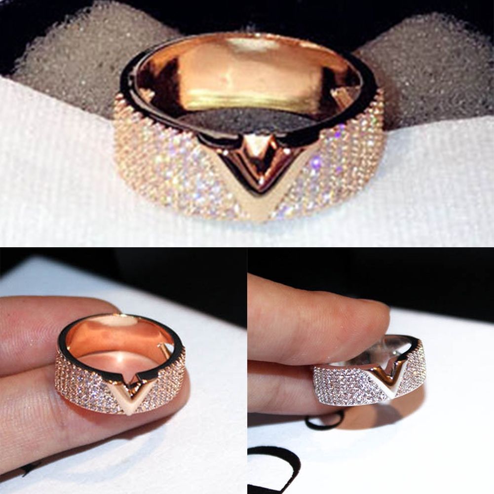 Hermoso Anillo De Cristal En V Anillo De Cristal De Acero De Hermoso Anillo De Cristal En V Anillo De Cristal De Acero De