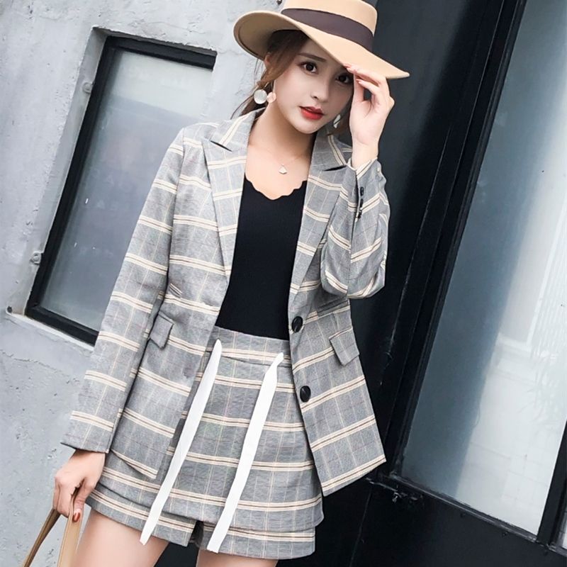 Compra 2020 Otoño Conjuntos De Mujeres Elegantes Conjuntos De Dos Piezas De  Tela Escocesa Nueva Solo Pecho Blazers Trajes Chaqueta + Pantalones Cortos  De Cintura Alta De 2 Pedazos Barato | Entrega