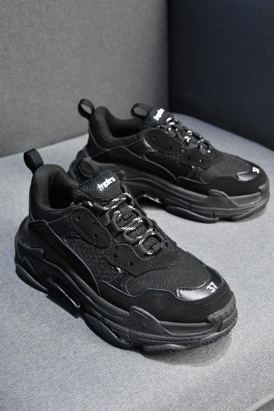 balenciaga triple s black womens