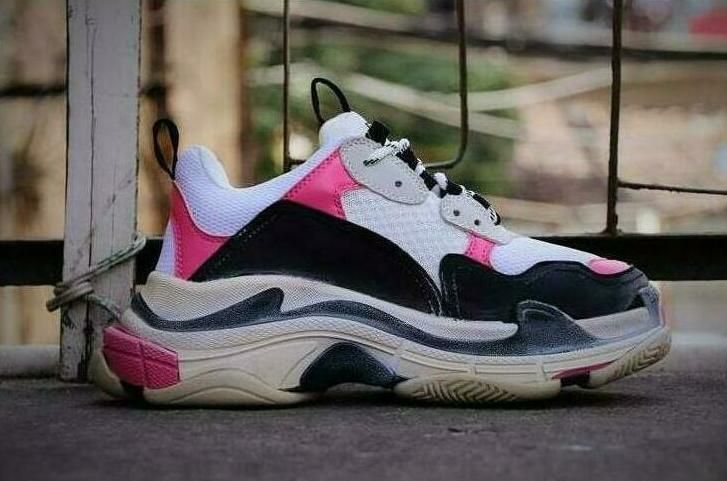 Sketchers deals triple s
