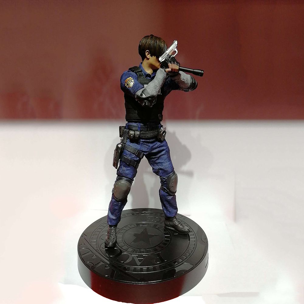 resident evil 2 action figures