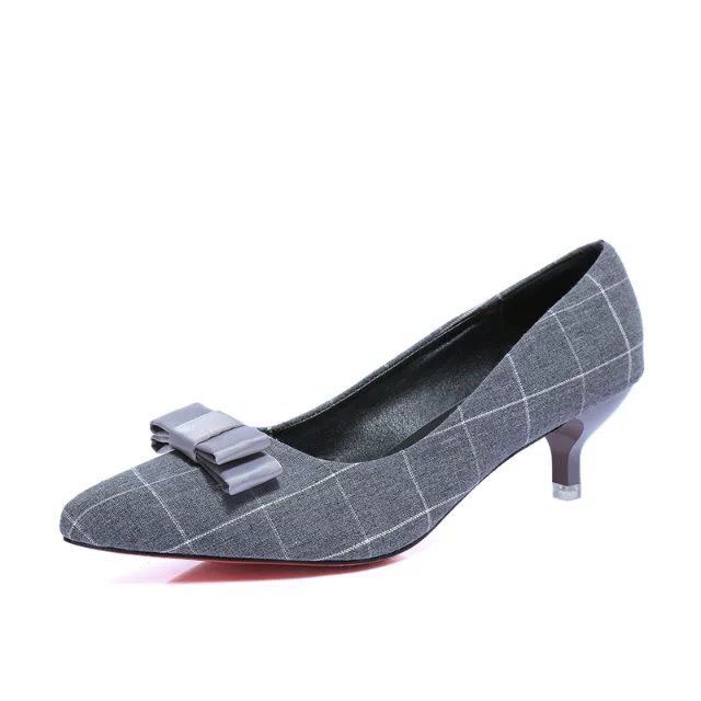 womens slip on pumps