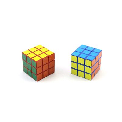 Cubo Magico 3x3x3 Twisty Torção Torre Diferente Cor Da Estrutura Stickerless