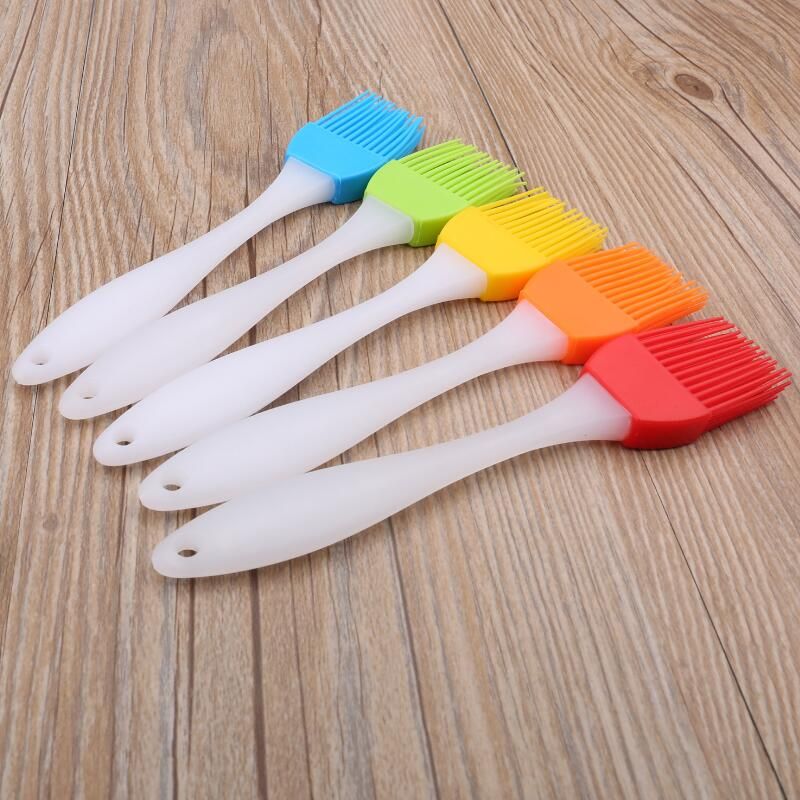 Oil Brush Butter Oil Spreading Silicone Pastry Brush Heat Resistant  Silicone Basting Brush BBQ Baking Tool Brush - China Oil Brush and Brush  Oil Barbecue price
