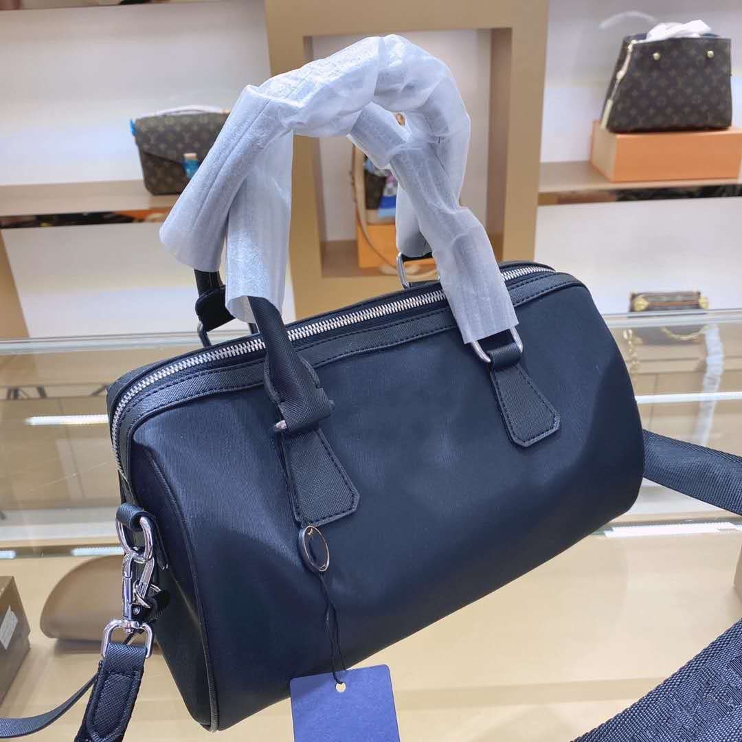 best men's travel bag