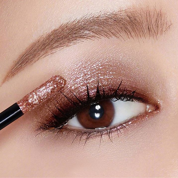 natural glitter eye makeup