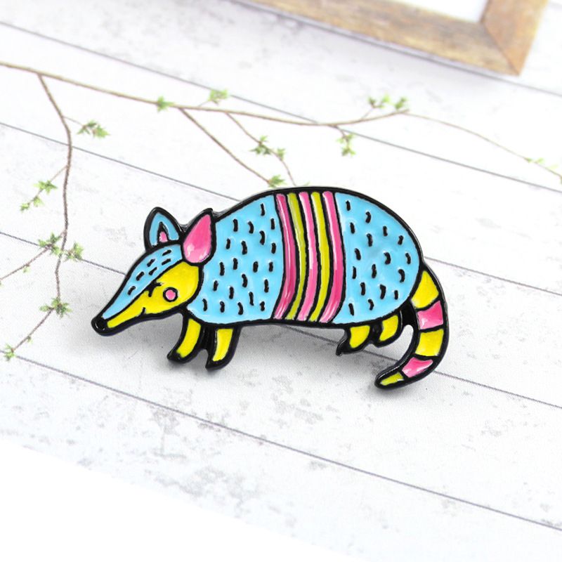 Acheter Un Petit Tatou Souris Broche Email Rose Mignon Dessin Anime Rat Broche Arc En Ciel Couleur Badge Denim Sac A Dos Broche Cadeau Pour Enfants De 0 43 Du World Wide Dhgate Com