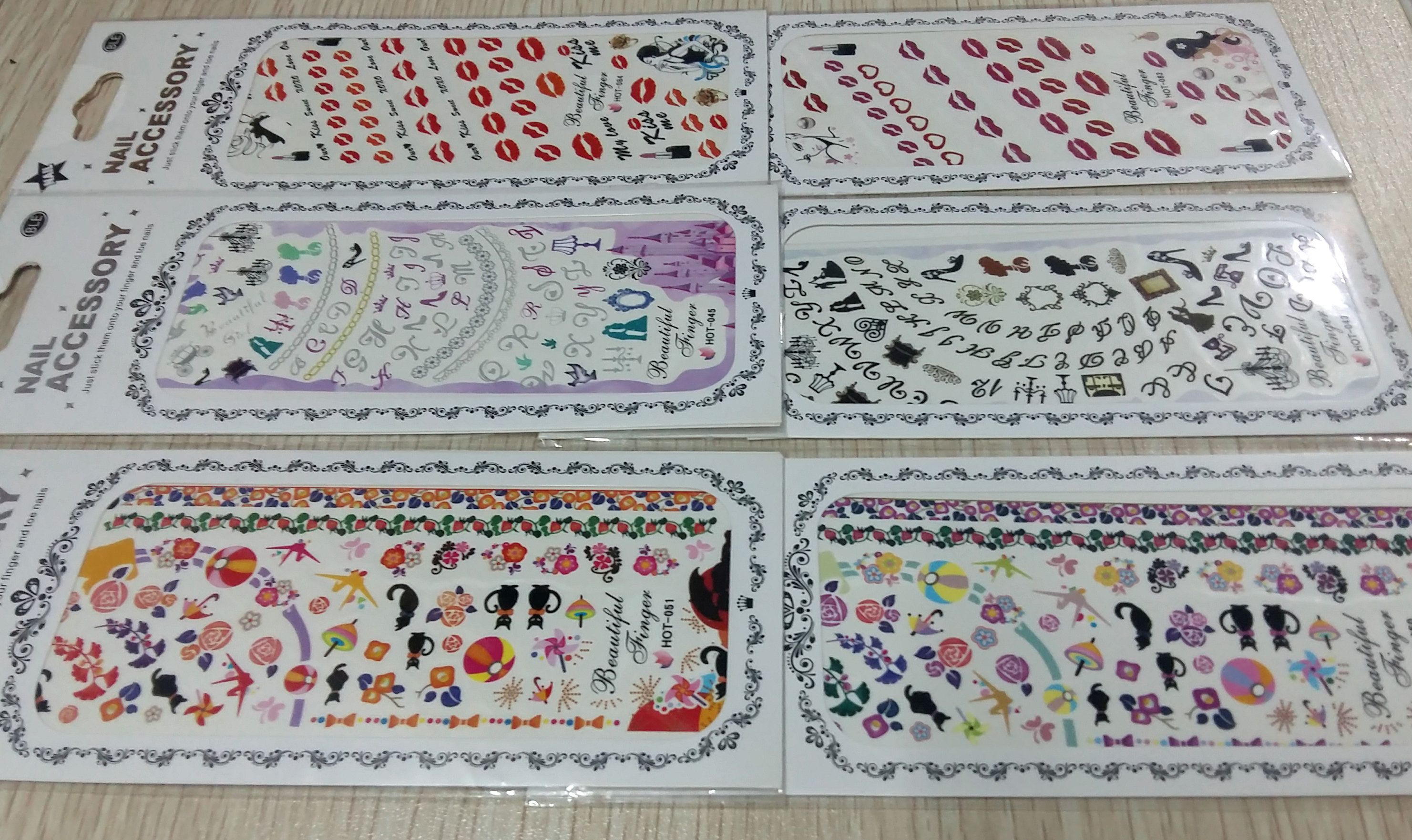 12pcs Nail Art Water Transfer Sticker Decals Cute Cat Kiss Love Flowers Flower Letter Eidolon Anime Decal Strip Wraps Tip Tips DIY 12pcs Nail Art Water Transfer Sticker Decals Cute Cat Kiss Love Flowers Flower Letter Eidolon Anime Decal Strip Wraps Tip Tips DIY