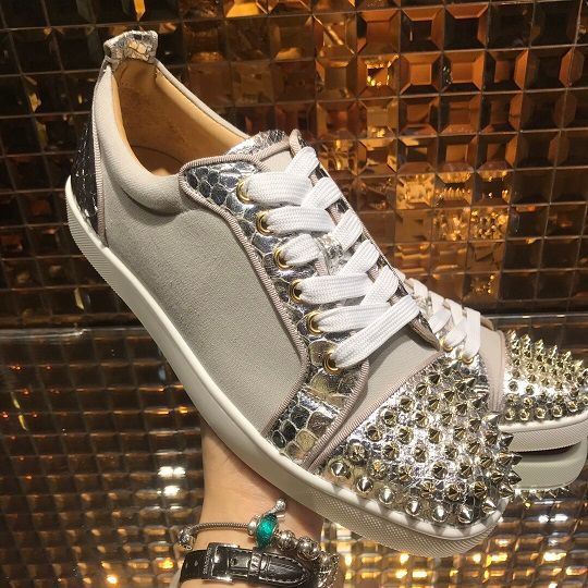 Luxury Red Bottom Sneakers Comfortable Spikes Toe Sports Shoes