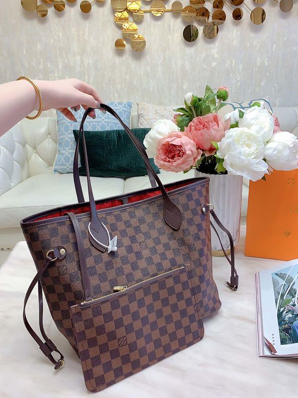 guess handbags and wallets