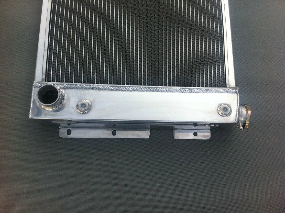 ALUMINUM RADIATOR 1967-1969 CHEVY CAMARO// Pontiac FIREBIRD T//A 5.3L-5.7L V8