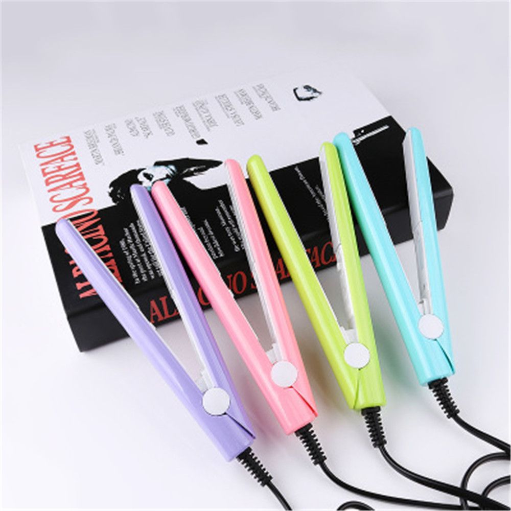 Compra Mini Plancha De Pelo Pequeña Cerámica Curling Iron Carton  Herramientas Calientes Herramientas De Hierro Recta Iónica Eléctrica Hierro  Barato | Entrega Rápida Y Calidad | Es.Dhgate