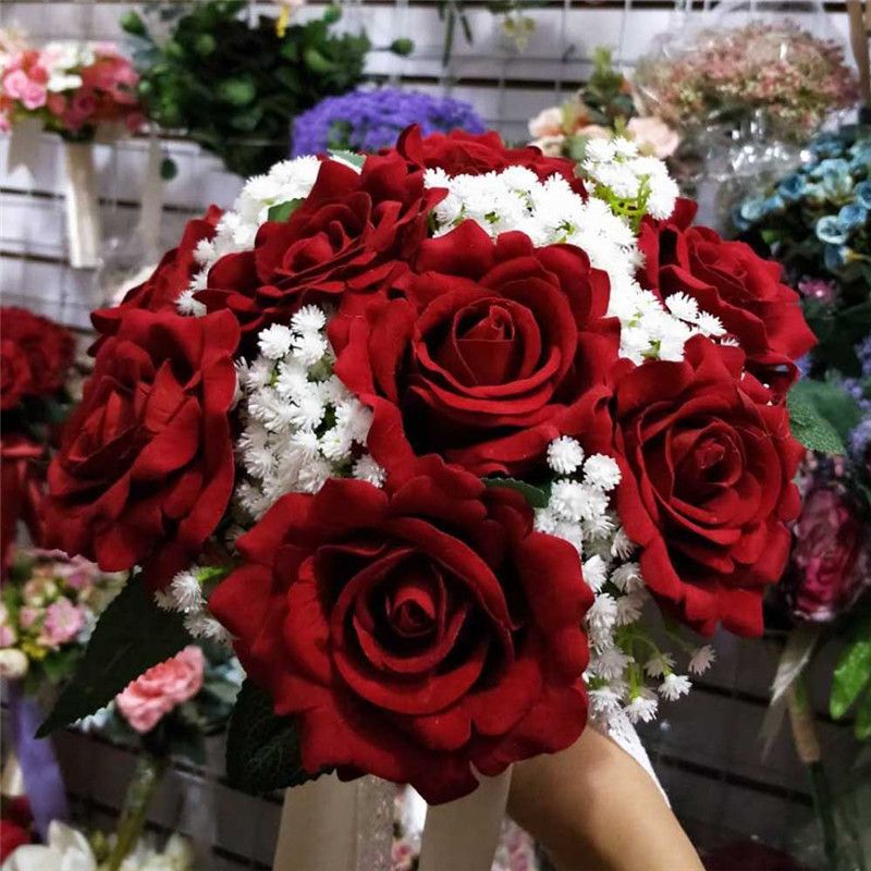 Mariage Rose rouge Bouquet Belle Accessoires Fleurs de mariage Bouquets de  mariage de mariée main tenant des fleurs de Nice 2019