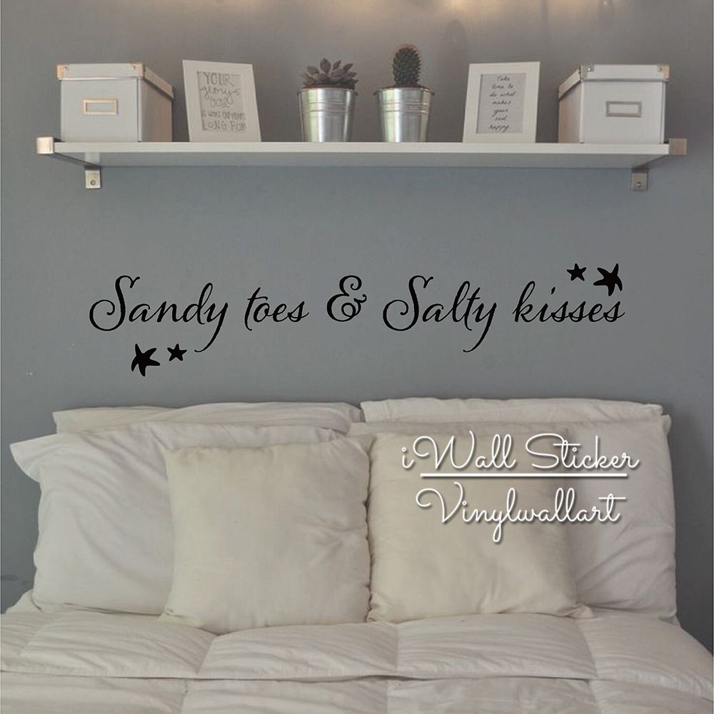 Compre Dedos De Arena Besos Salados Cotizaciones Etiqueta De La Pared Etiqueta De La Pared Cita De La Playa Sala De Estar Decoracion Para El Hogar Decoracion De La Habitacion Q258 A