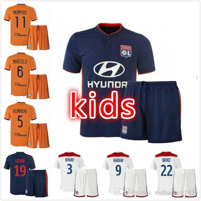 lyon away kit