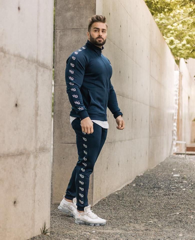Großhandel Männer Slim Fit Gym Outfits Laufen Bleistift Jogger Schwarz Reißverschluss Hoodies Aktive Kleidung 2 STÜCKE Von Vogueapparel, $79.13 Auf Großhandel Männer Slim Fit Gym Outfits Laufen Bleistift Jogger Schwarz Reißverschluss Hoodies Aktive Kleidung 2 STÜCKE Von Vogueapparel, $79.13 Auf