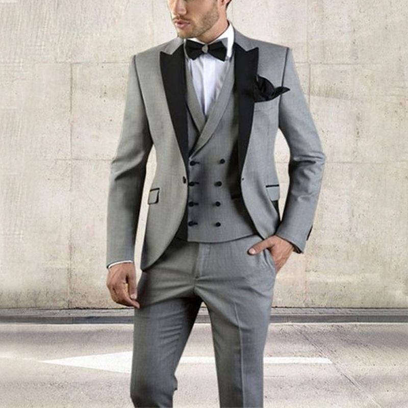 Acquistare Gilet Doppiopetto Grigio Chiaro Personalizzato 3 Pezzi Abiti Da  Sposo Matrimoni Slim Fit Abiti Da Sposa Uomo Giacca + Pantaloni + Gilet  Abiti Da Ballo Economico | Consegna Veloce E Qualità | It.Dhgate