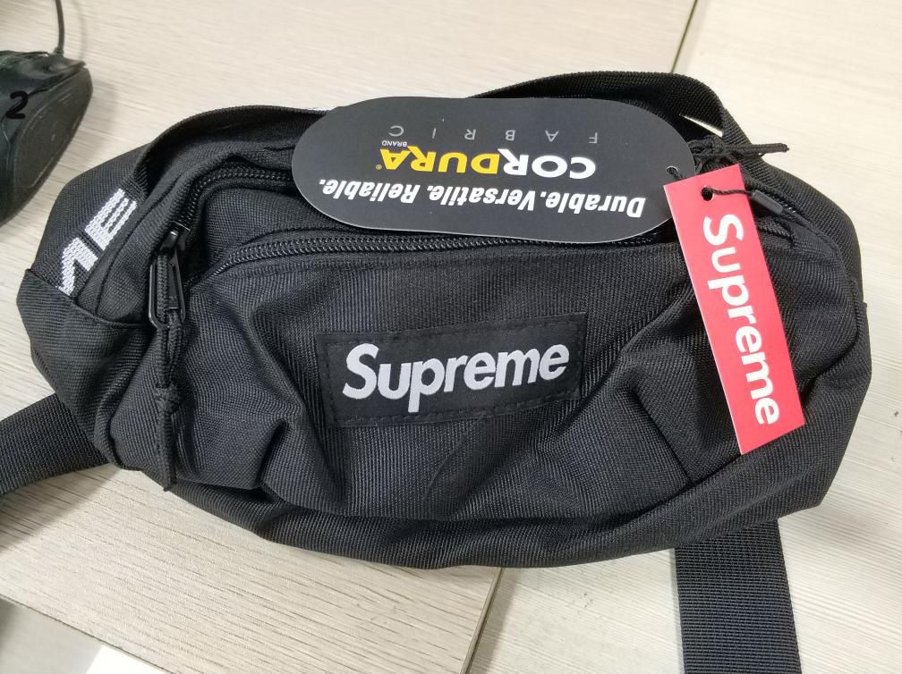 supreme waist bag 19ss