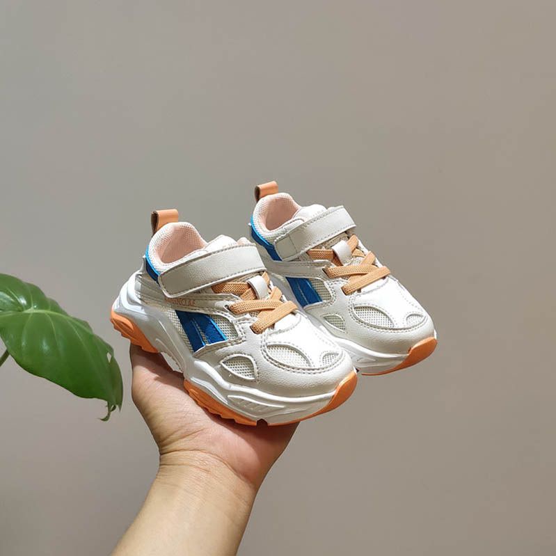 girl athletic shoes clearance