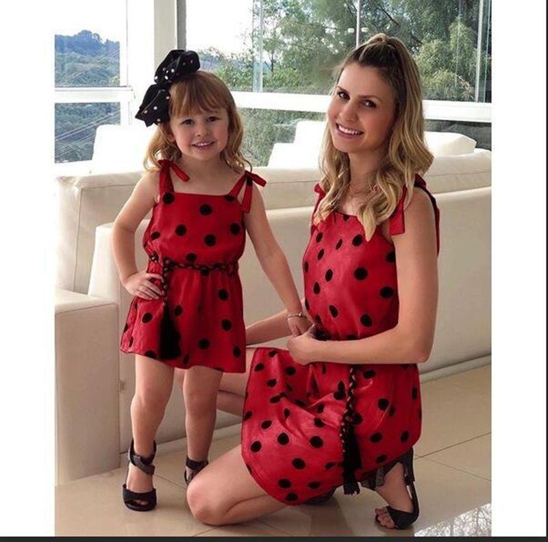Compra Madre E Hija Vestidos Casuales De Verano 2019 Familia De La Familia Mamá  Y Yo Ropa Mamá Hija Vestido Punteado Barato | Entrega Rápida Y Calidad |  Es.Dhgate