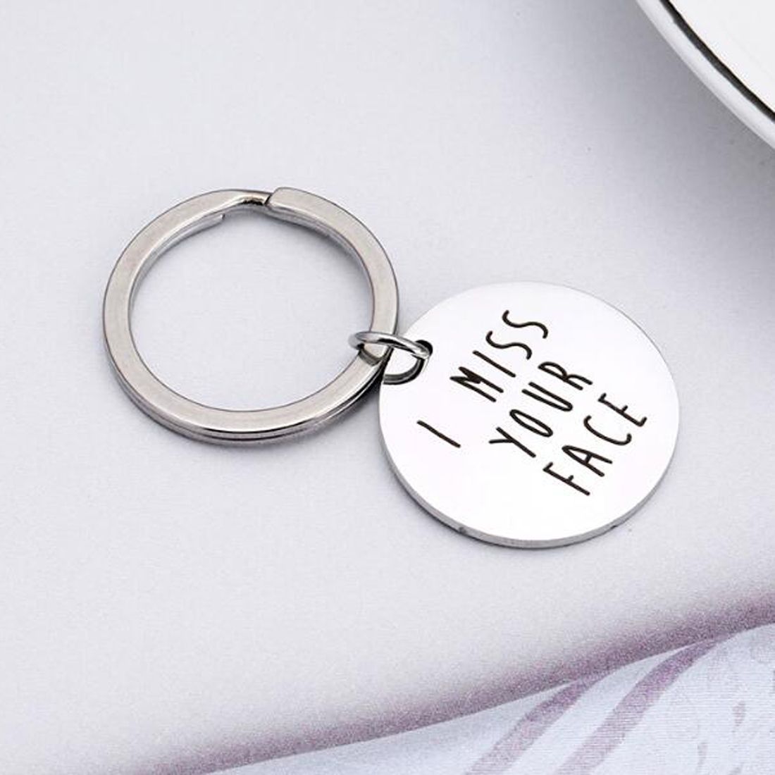 Fashion Custom Round Key Chain I Miss Your Face Long Distance For