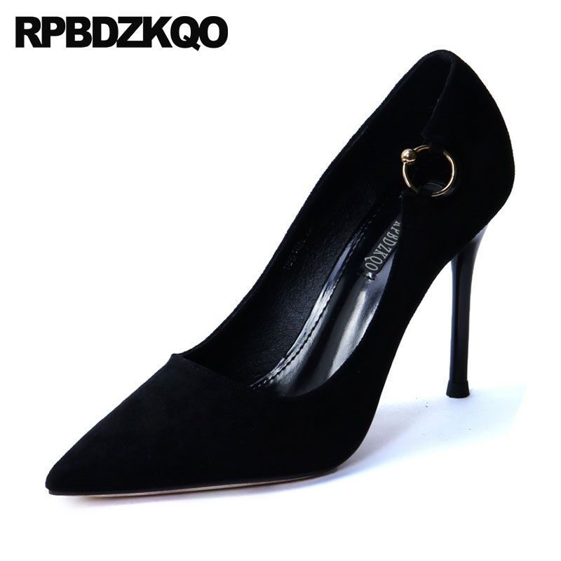 ladies black loafers size 4