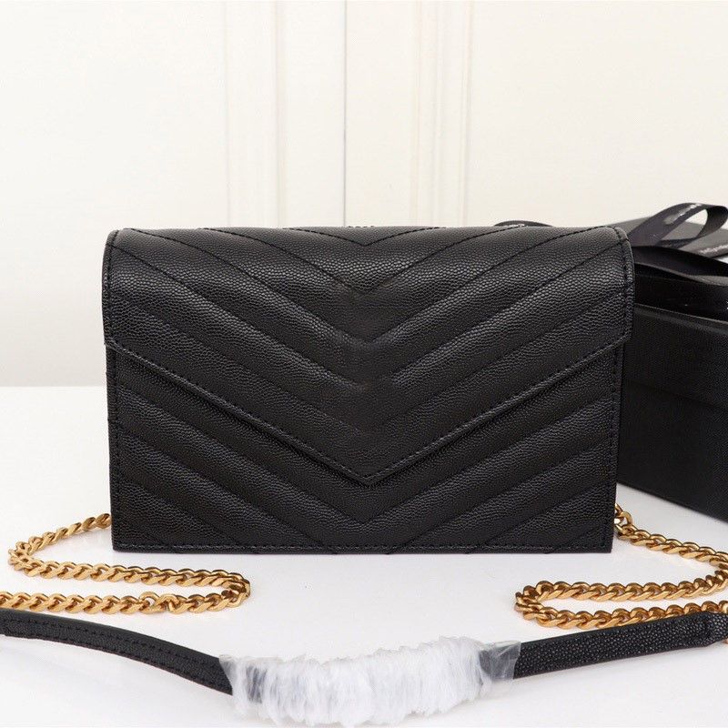 long chain purse