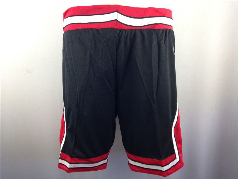 shorts pretos