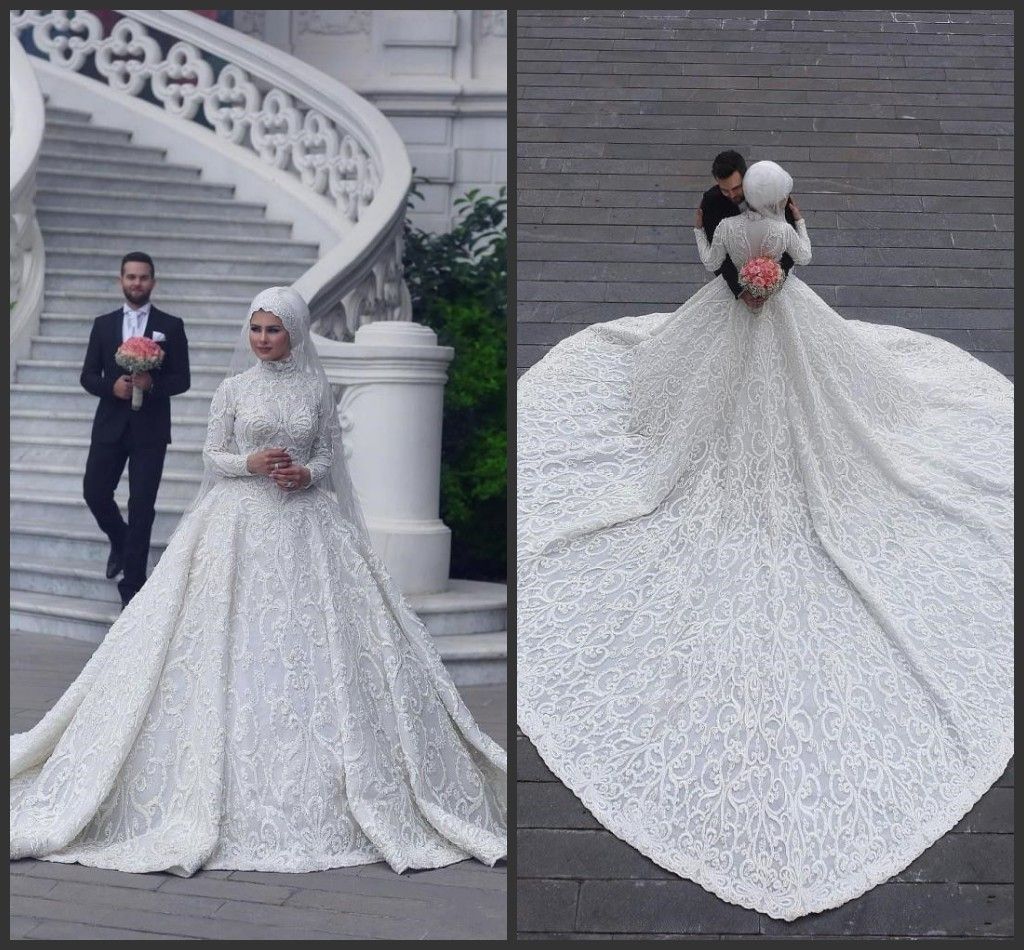 wearing white dress in dream islam