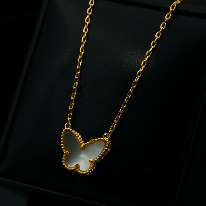 Fashion Jewelry Lady Girl butterfly collarbone necklace pendant 18k gold plated