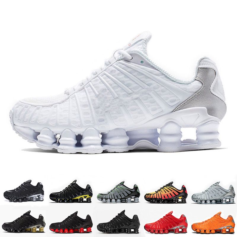 total sports sneakers