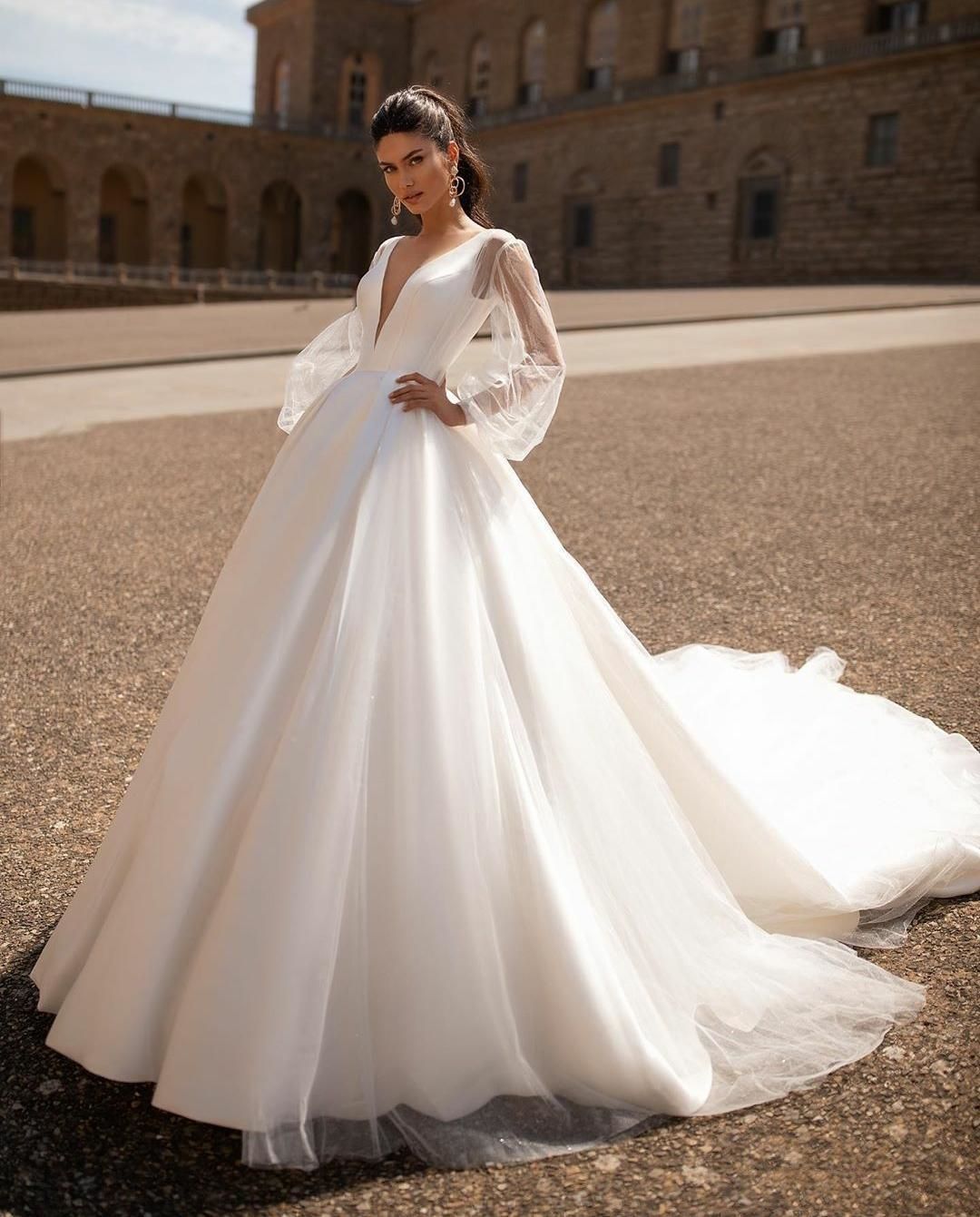 puff sleeve wedding dress